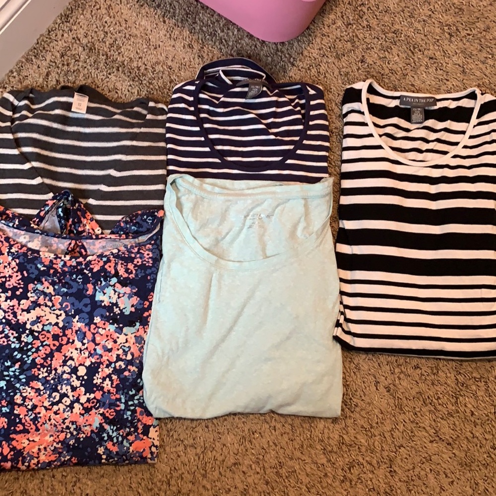 Bundle of maternity tops size xs